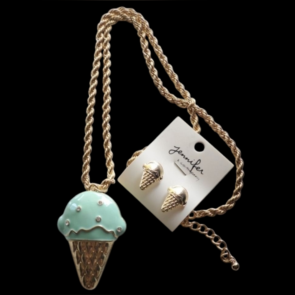 Novelty Necklace with Ice Cream Pendant and Lovely Stud Earrings - Picture 3 of 3